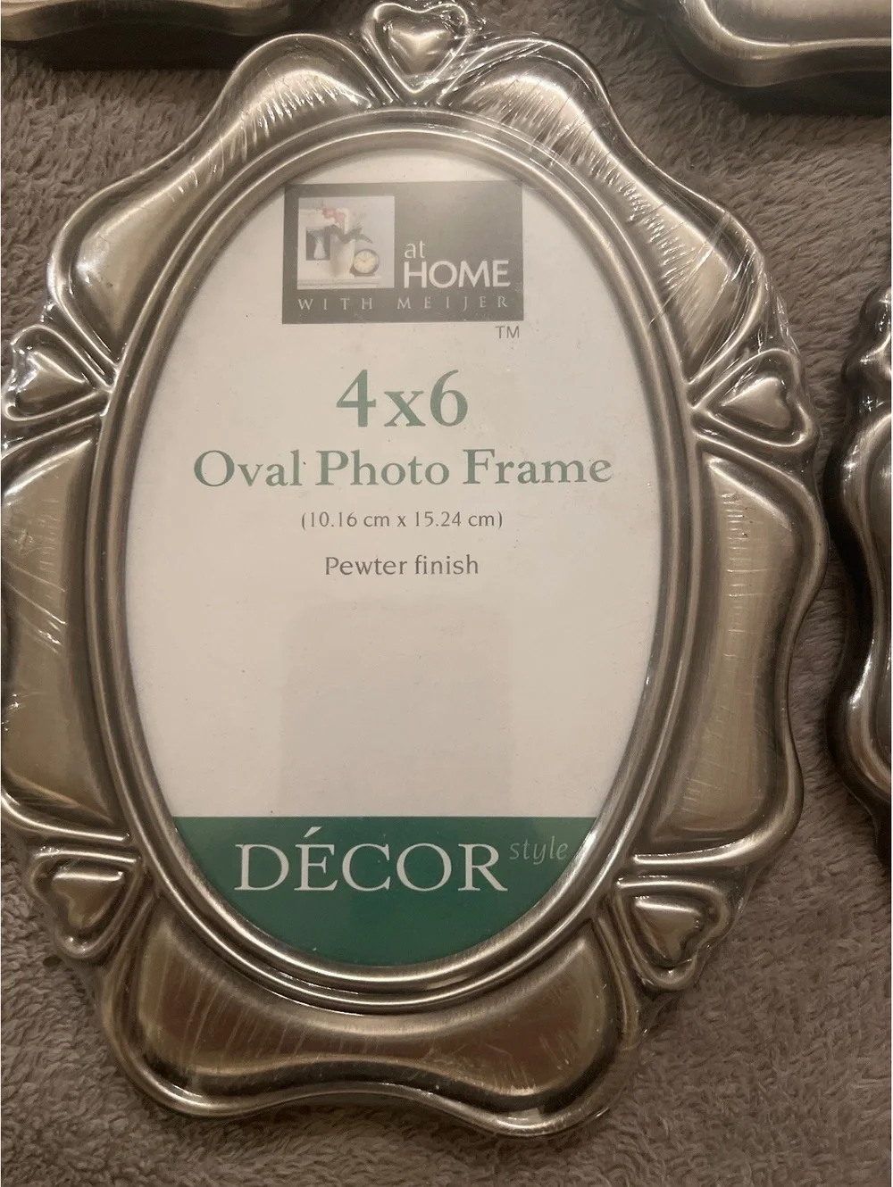 Set of 4 Pewter Finish Oval Photo Frames - 3.5x5 and 4x6 Sizes